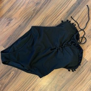 Cupshe black strapless one-piece swimsuit